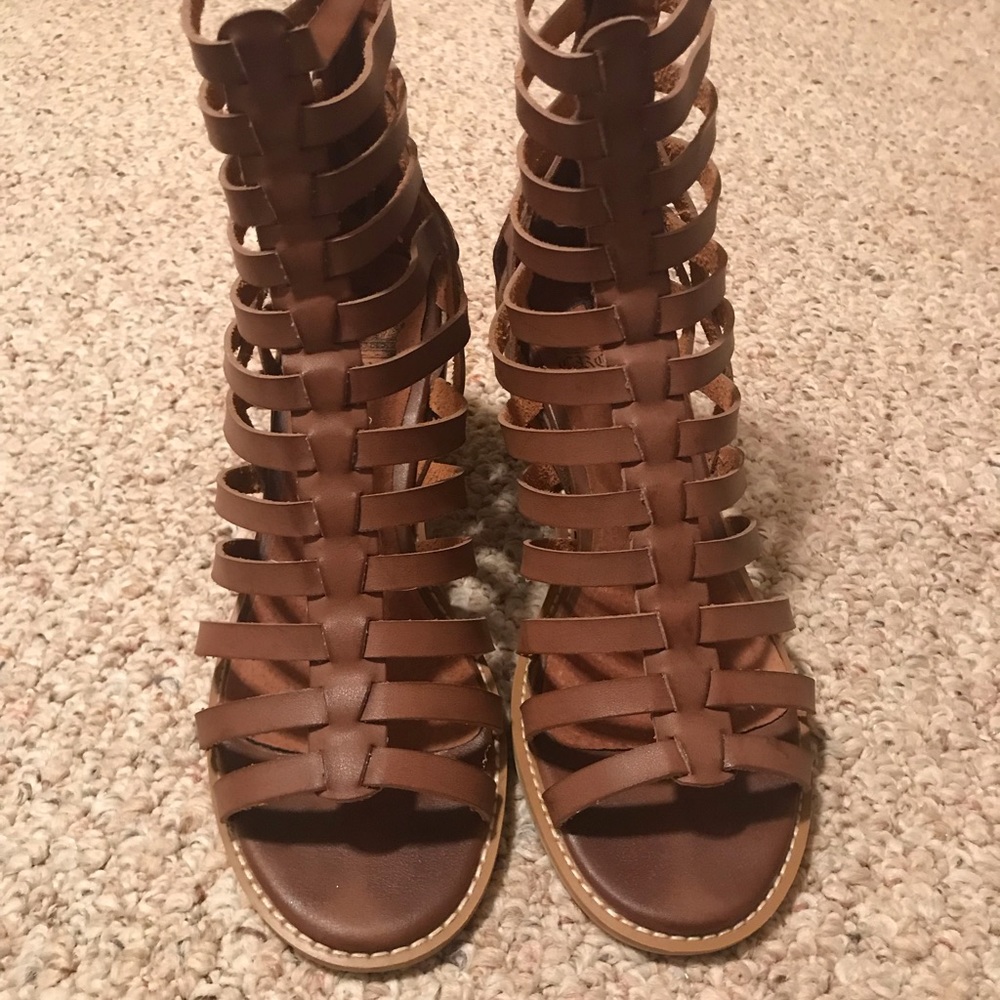 Gladiator heel